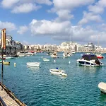 A Beautiful 2br Seafront With Private Terrace By 360 Estates Apartment Gzira