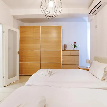 Apartment A Beautiful 2br Seafront With Private Terrace By 360 Estates