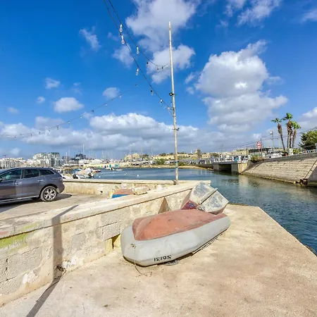 Daire A Beautiful 2br Seafront With Private Terrace By 360 Estates