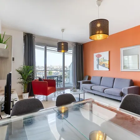 A Beautiful 2br Seafront With Private Terrace By 360 Estates Apartment Gzira