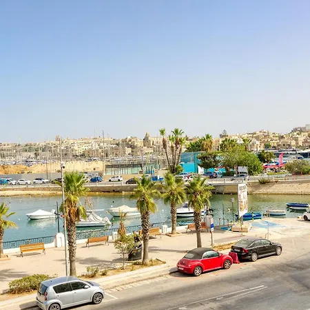 A Beautiful 2br Seafront With Private Terrace By 360 Estates