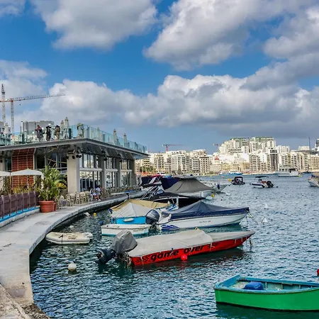 A Beautiful 2br Seafront With Private Terrace By 360 Estates Gzira