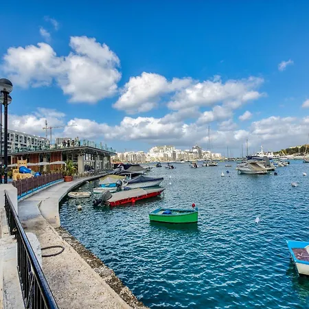 A Beautiful 2br Seafront With Private Terrace By 360 Estates 公寓 *