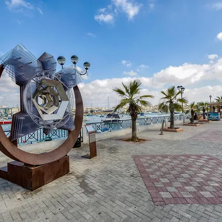 A Beautiful 2br Seafront With Private Terrace By 360 Estates 公寓 *