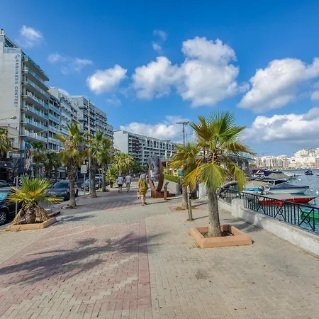 A Beautiful 2br Seafront With Private Terrace By 360 Estates 公寓 *