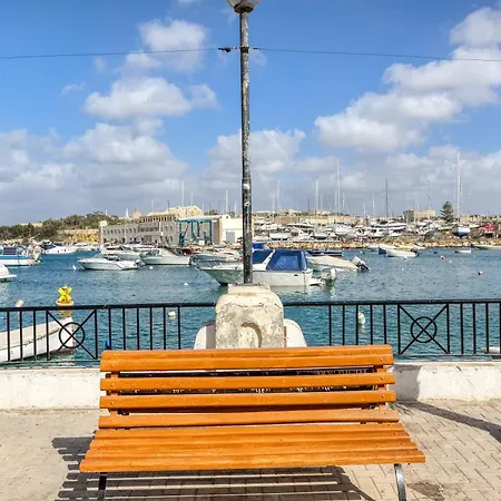 A Beautiful 2br Seafront With Private Terrace By 360 Estates Gzira