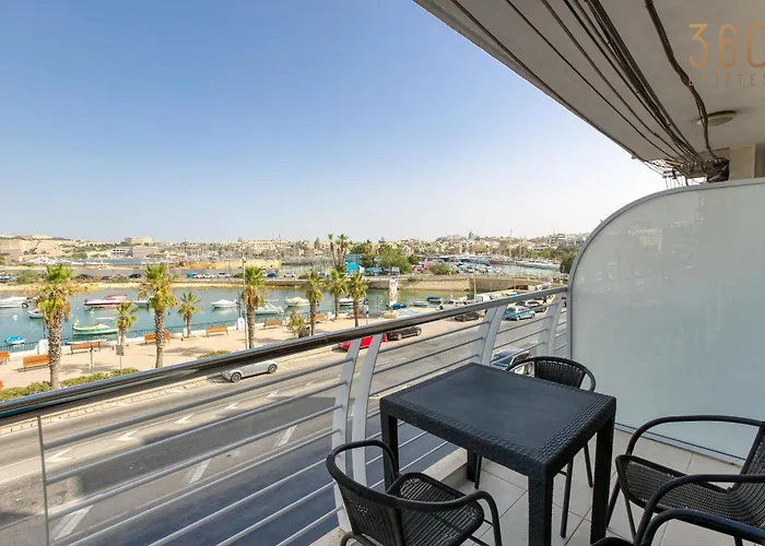 A Beautiful 2br Seafront With Private Terrace By 360 Estates * Gzira