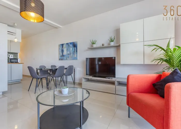 A Beautiful 2br Seafront With Private Terrace By 360 Estates *