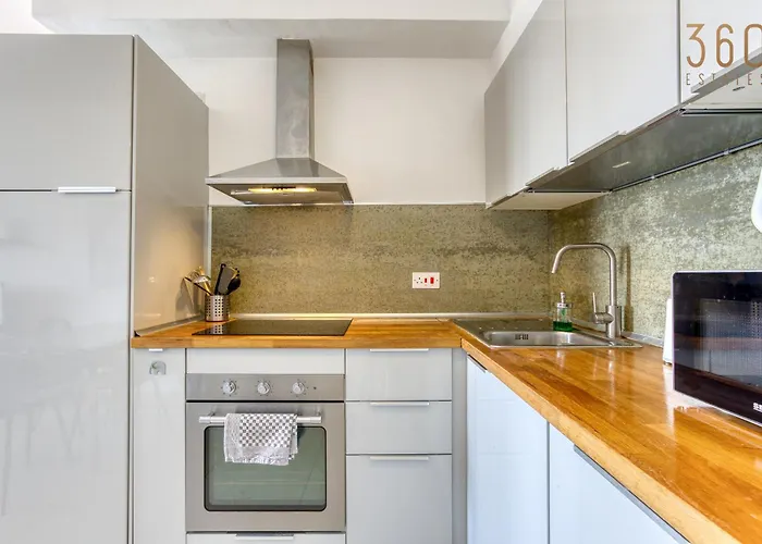 A Beautiful 2br Seafront With Private Terrace By 360 Estates Apartamento Gzira