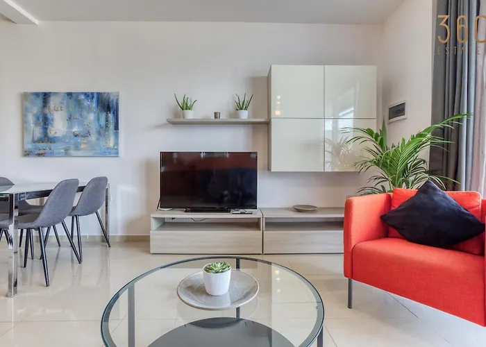 A Beautiful 2br Seafront With Private Terrace By 360 Estates *